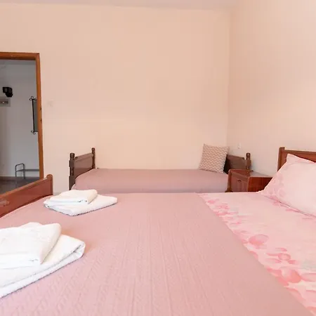 Vicky Guesthouse Stavros  Exterior photo