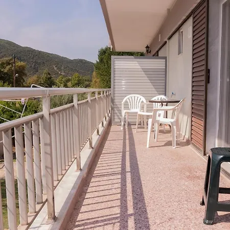 Vicky Guesthouse Stavros  Exterior photo